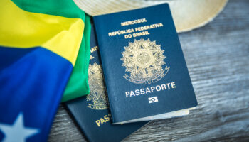 Passaporte brasileiro é eleito um dos 20 melhores do mundo para viajar